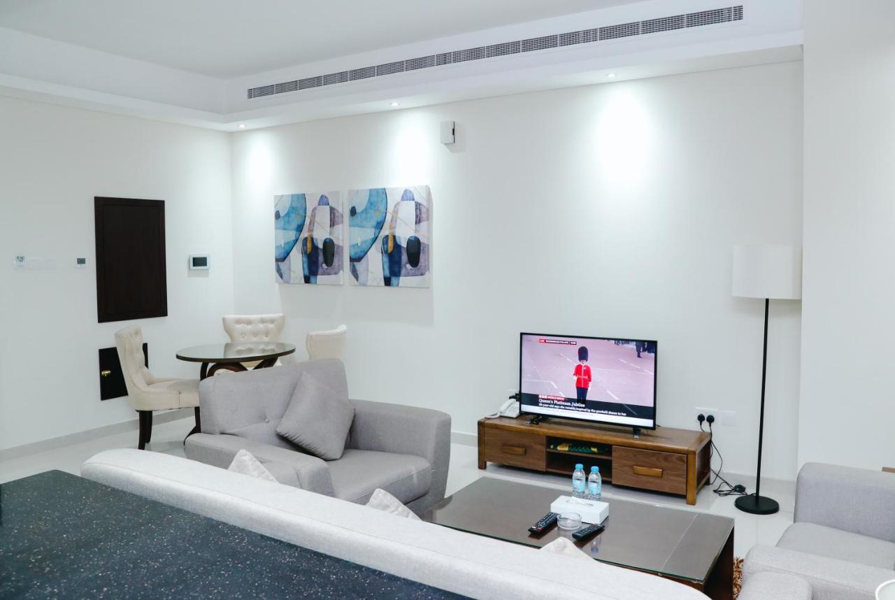 Sirius Tower Aparthotel Manama Eksteriør bilde